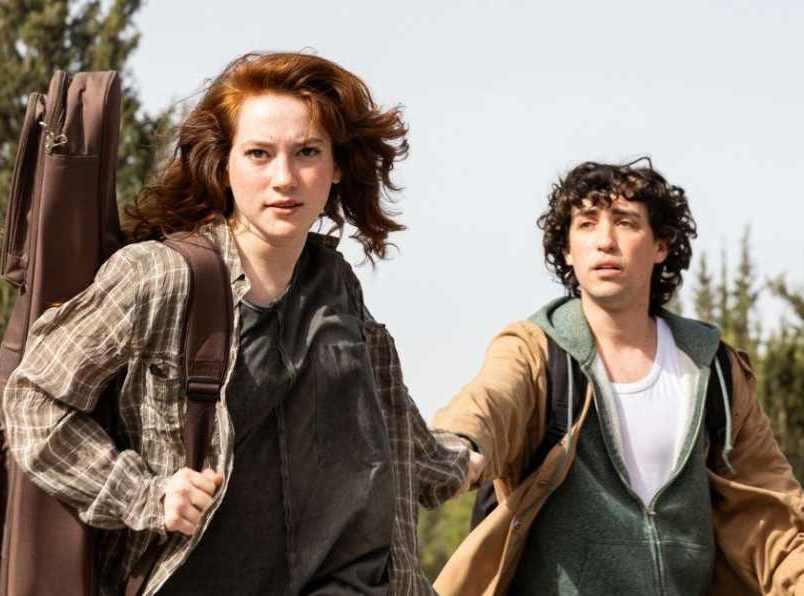 מישהו לרוץ איתו | בביצוע תיאטרון גשר