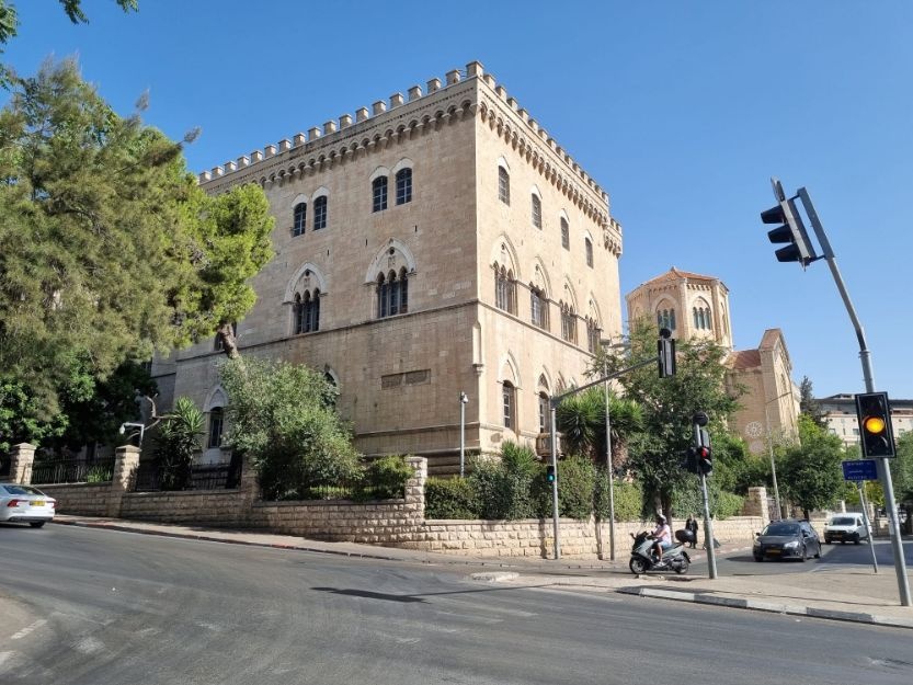 צילום של ירושלים על הפסים – סיור טבע עירוני בפארק המסילה