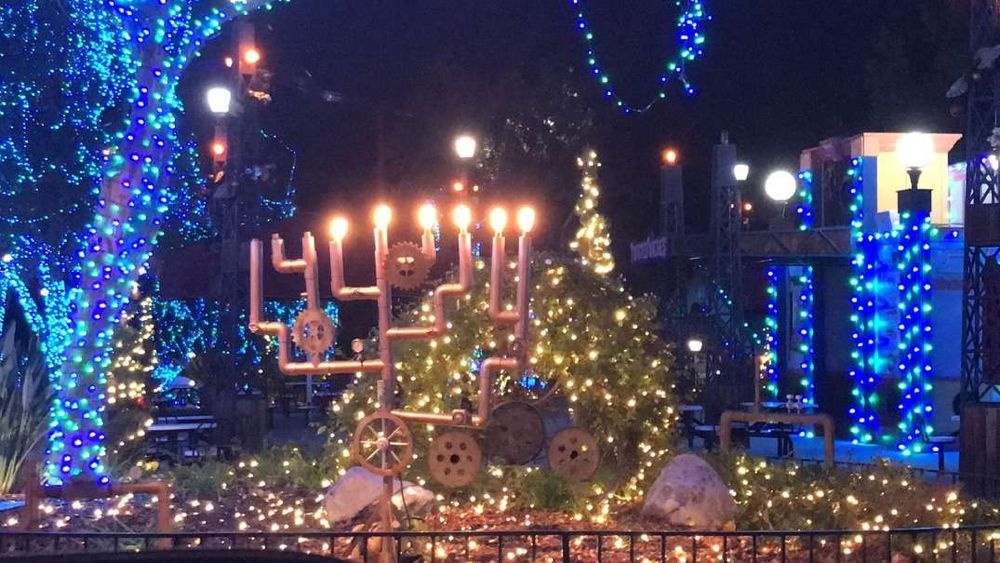 צילום של סיור כריסמס חגיגי בעיר העתיקה עם טלי יהושע