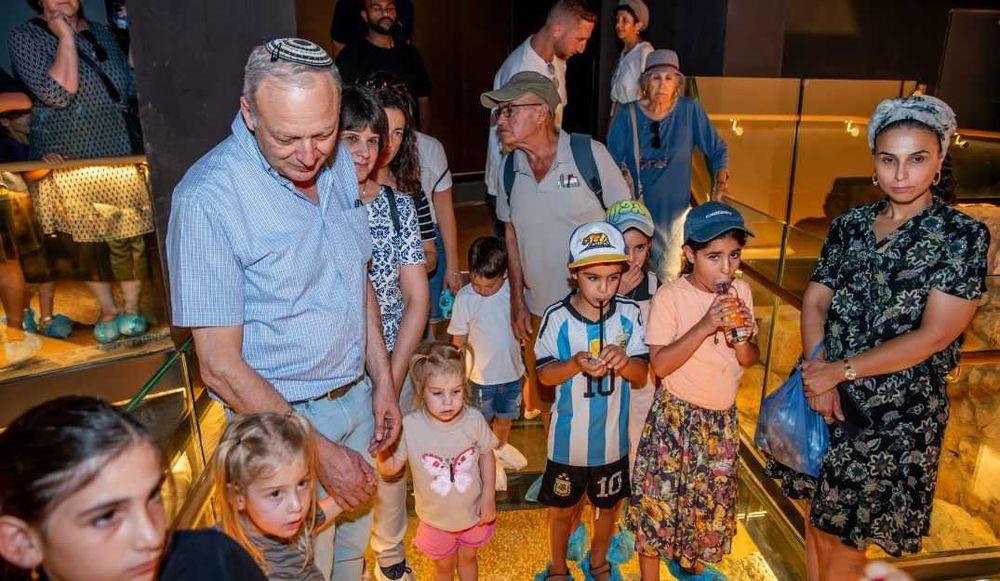 סיור מודרך היסטורי בבתי הכהנים מהתקופה ההרודיאנית