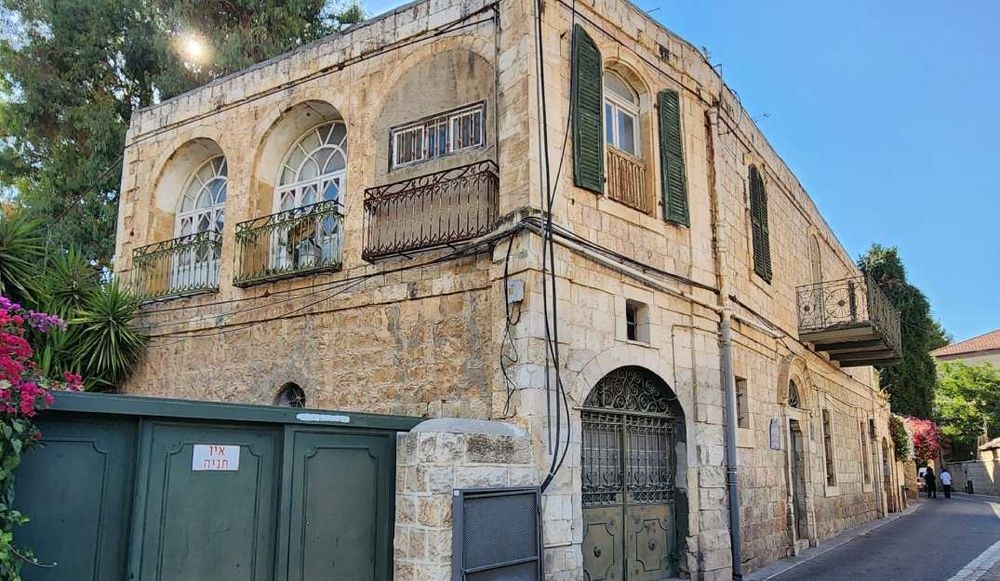 צילום של גן עדן ירושלמי - סיור מרתק בלב ירושלים עם סבטה בניס