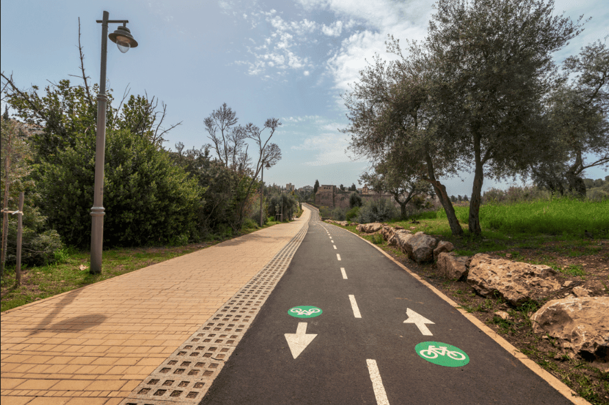 צילום של מסלול אופניים בפארק ניות - עמק המצלבה - גן סאקר