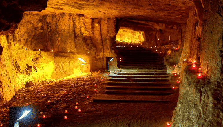 Foto von Die Zedekia-Höhle (Steinbrüche des Königs Salomo)