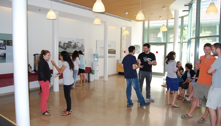 צילום של יד בן־צבי: סיורים ופעילויות