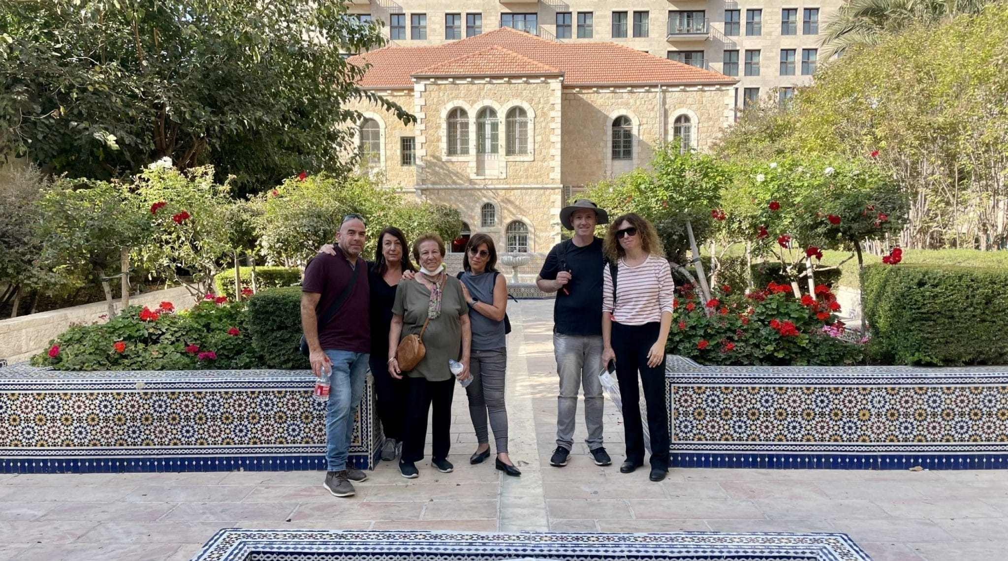צילום של בין שני מלכים: הפינות הנסתרות בין המלך ג׳ורג׳ למלך דוד
