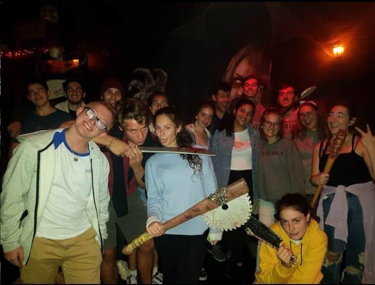 צילום של מקפיצים את רמות האדרנלין בדם עם קרייזי מרי - מבוך האימה של ירושלים