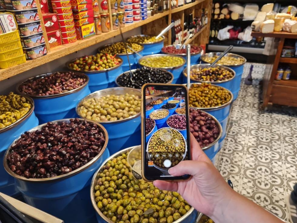 צילום של לגלות את השוק מחדש: סיור טעימות במחנה יהודה עם "יאללה באסטה"