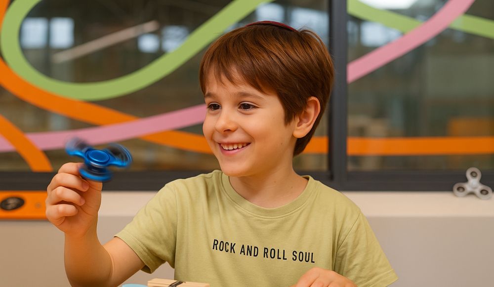 צילום של חנוכה במוזיאון המדע- באנו חושך לסובב