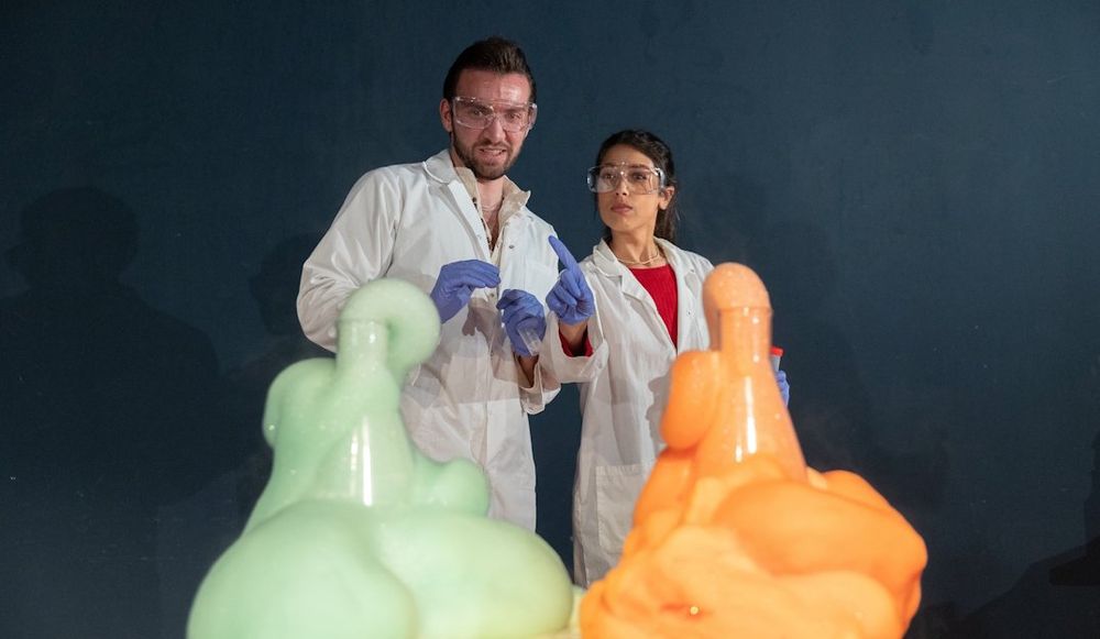 צילום של חנוכה במוזיאון המדע- באנו חושך לסובב