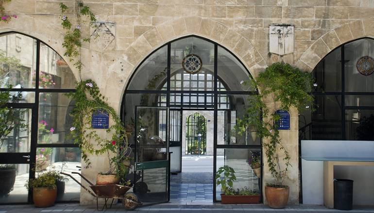 צילום של בית אות המוצר הירושלמי