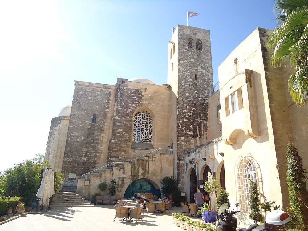 photo of St. Andrew's Church