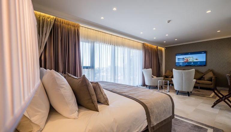 צילום של מלון הרברט סמואל