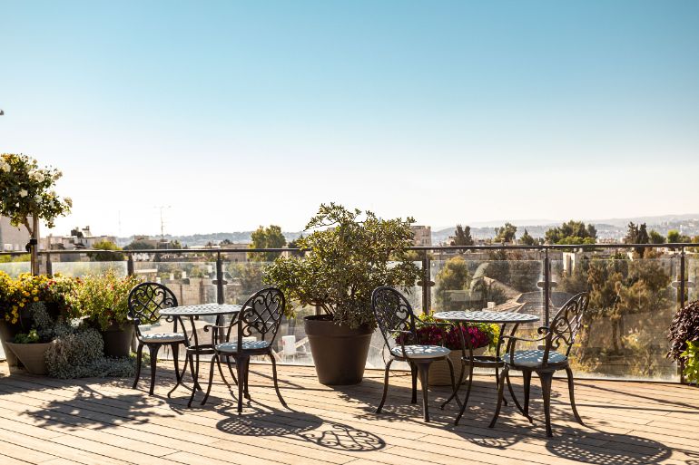 צילום של מלון בצלאל